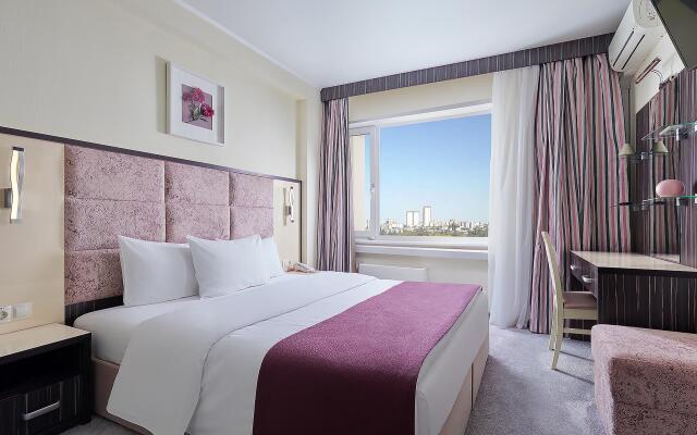 Sigma (Official partner of the Gamma Izmailovo Hotel)