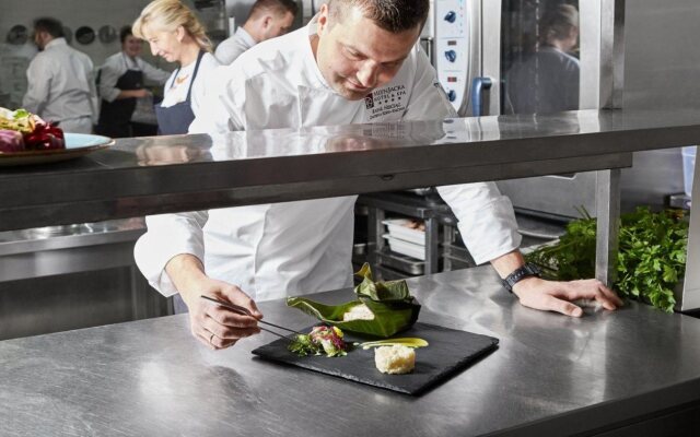 Mlyn Jacka Hotel & Spa