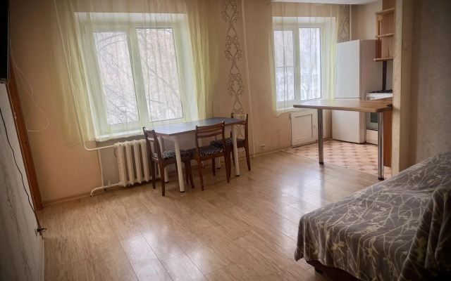 Apartments on Stroitelnaya street 8