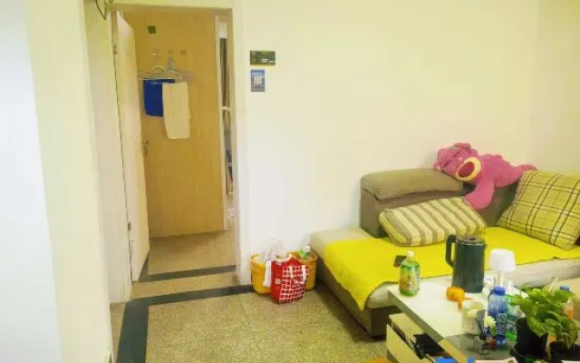 Saint Laurent Hostel – Hotel Rooms – Shanghai