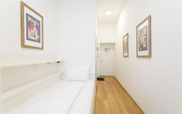 Riess City Rooms - Self Check-In