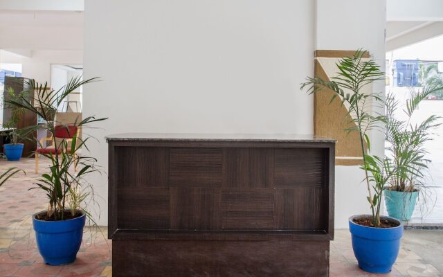 OYO 16432 Srirama Hotels, Khazaguda