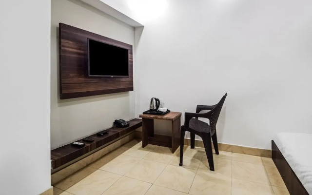 Tak International By OYO Rooms