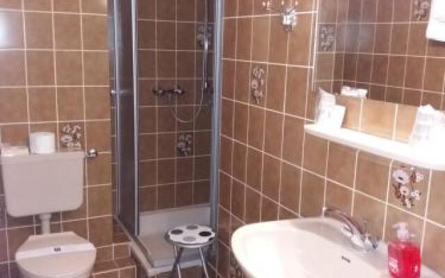 Hotel ARIS