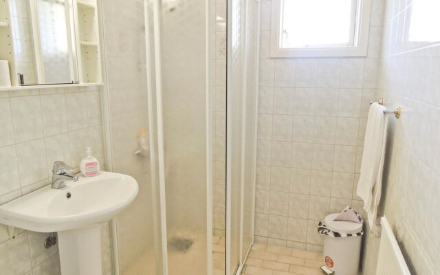 Awesome Home in Urshult With 6 Bedrooms and Wifi