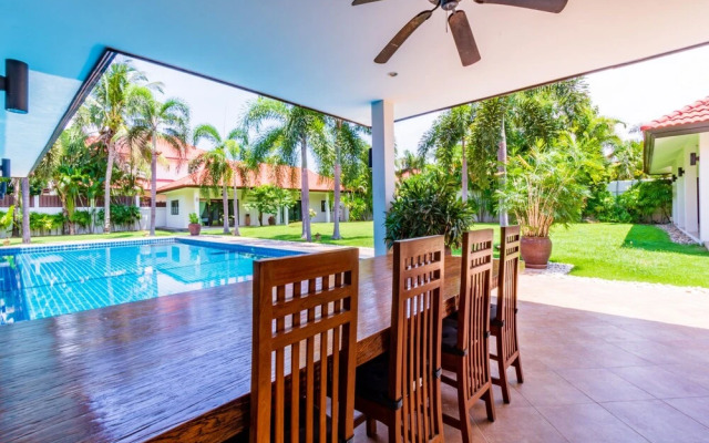 5 BR Pool Villa In Great Location - CV5