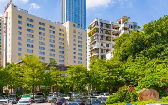 Jincheng Hotel (Guangzhou Zhongshan Hospital Dongshankou Metro Station)