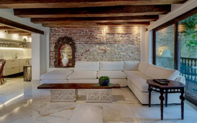 Goitia Apartment-rooftop Jacuzzi