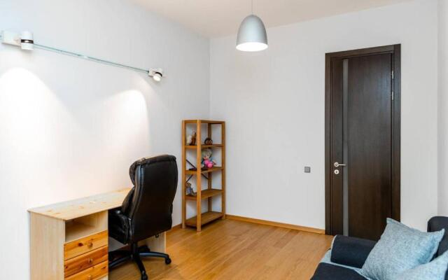 Wehost Spacious place near Rustaveli