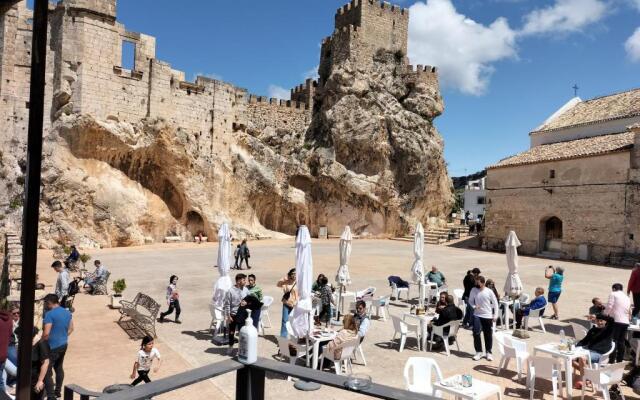 Casa en Zuheros 4 a 5 personas