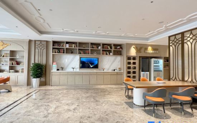 Vienna International Hotel (Haikou Meilan International Airport Store)