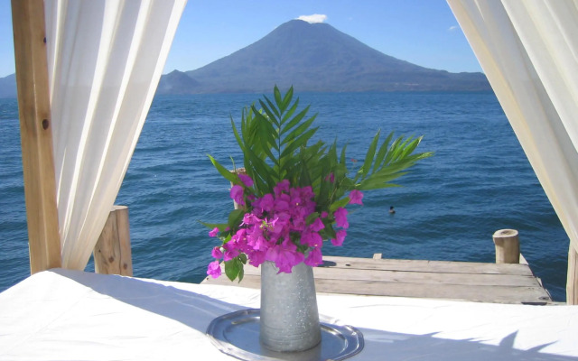 Hotel La Casa Rosa