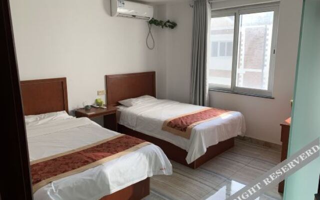 Xiesheng  Holiday  Inn