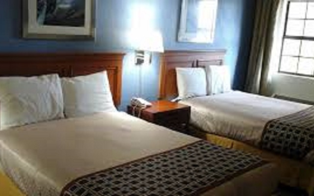 Knights Inn - Lithonia