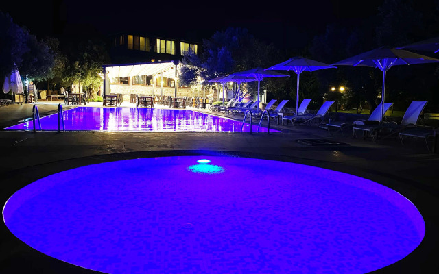 Assos Park Hotel