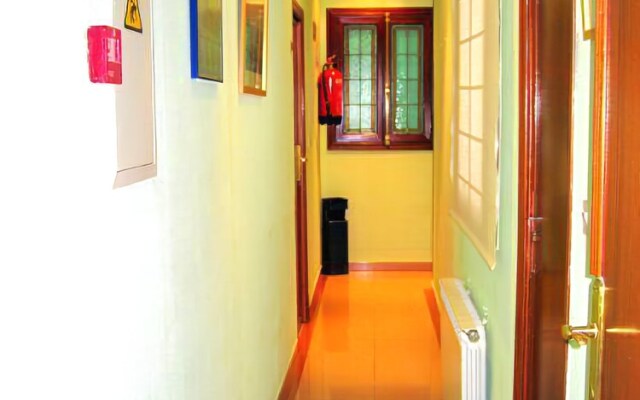 CH Plaza D'Ort Rooms Madrid
