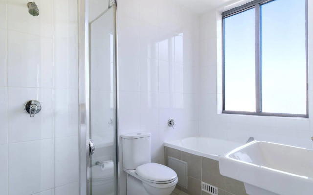 Meriton Serviced Apartments Parramatta