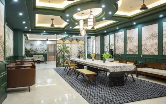 Ant hostel (Haikou Arcade Street）