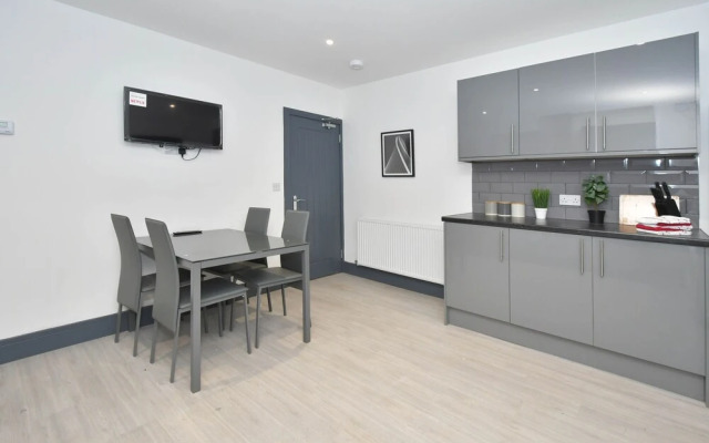 Townhouse @ Princes Road Stoke