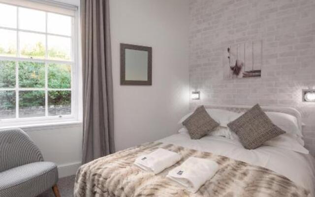 Castle Suite 2 Old Town