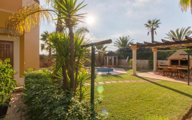 V4 Alegria (V2G2) in Albufeira