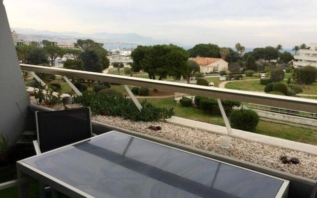 Appartement Villeneuve-Loubet, 2 pièces, 4 personnes - FR-1-252A-28