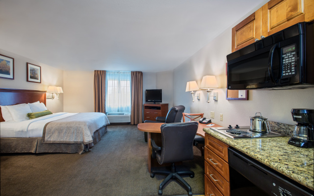 Candlewood Suites Perrysburg by IHG