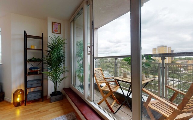 Cozy Hackney Apartment
