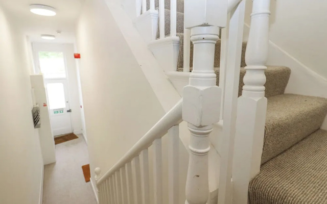 Enbrook View