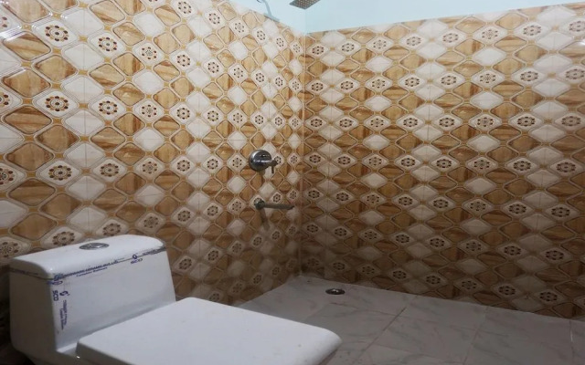Hotel Him Jyoti by OYO Rooms
