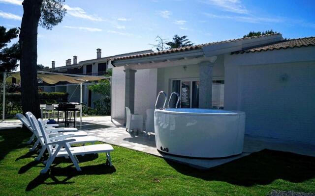 Ikebana Villas Porto Pino Beach