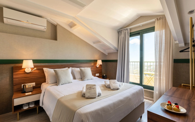 Petit Palais Platres Hotel