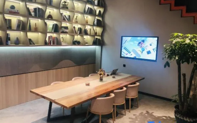 Starway Hotel (Shenyang Tiexi Baogong Street Subway Station)