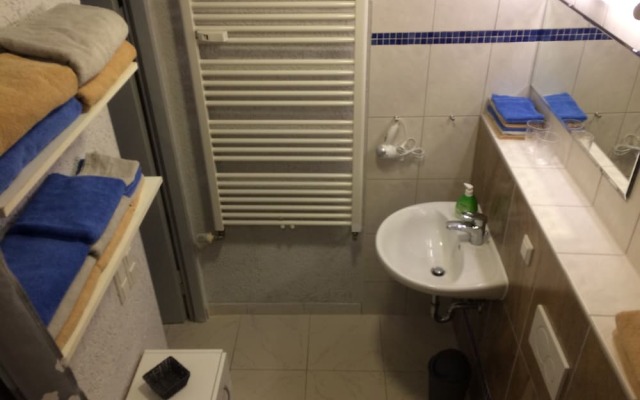 Sam Apartments