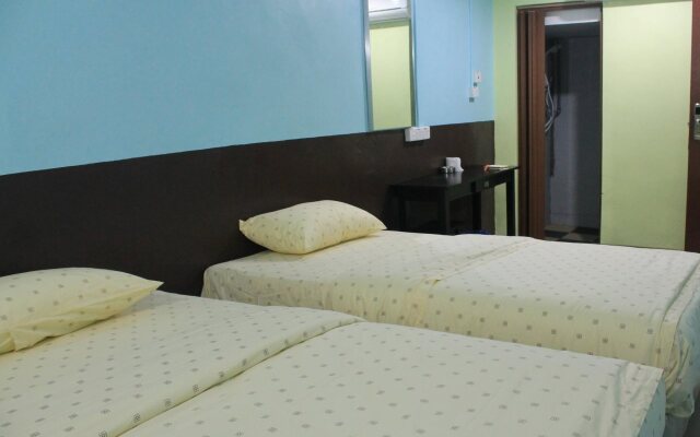 7 Hung Hung Inn