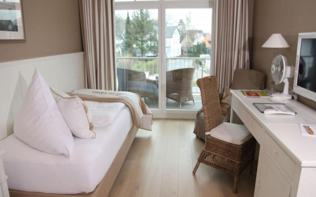 Heikendorf by Belvilla Single Room Land Side