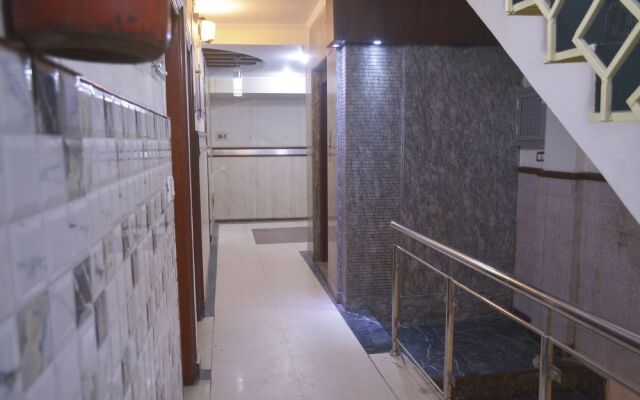 OYO 2680 Hotel Presidency