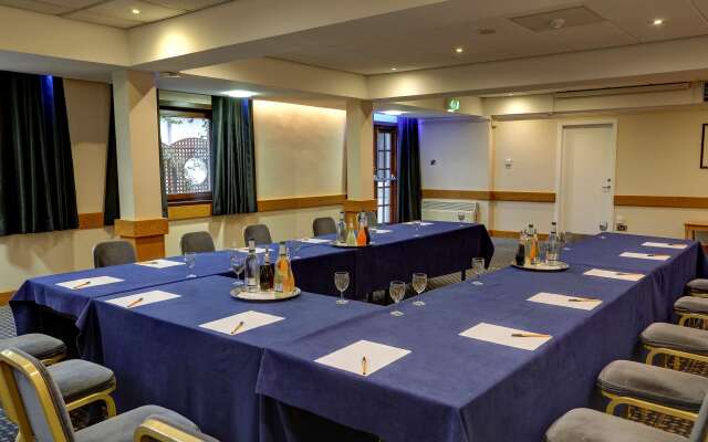 Best Western Kings Manor Hotel