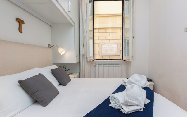 Rental in Rome Vittoria Apartment