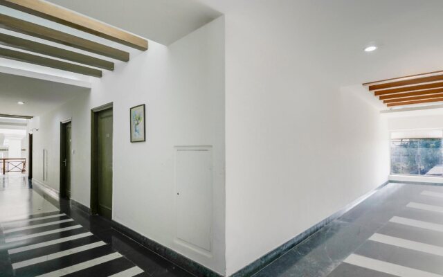 Rex Hotel by OYO