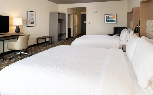 Holiday Inn & Suites Idaho Falls
