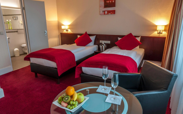 Leonardo Hotel Hamburg Elbbrücken - Image 3
