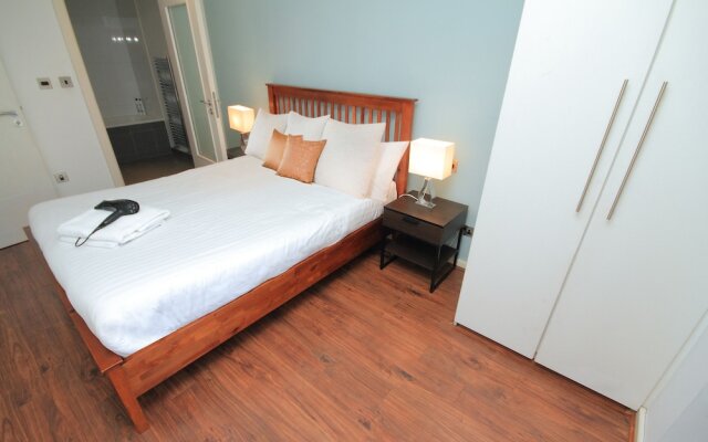 Forbes Street Suite 5 Star