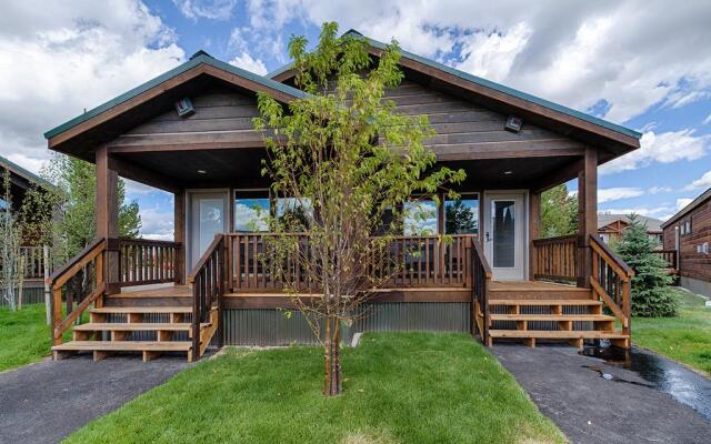 Explorer Cabins At Yellowstone