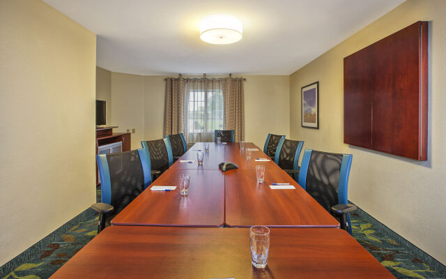 Candlewood Suites Indianapolis by IHG