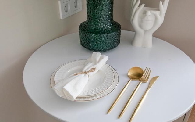 Full House (Фулл Хаус) на улице 1-я Магистральная 25