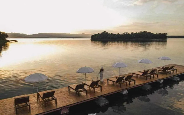 Phu Pai Lake & Resort