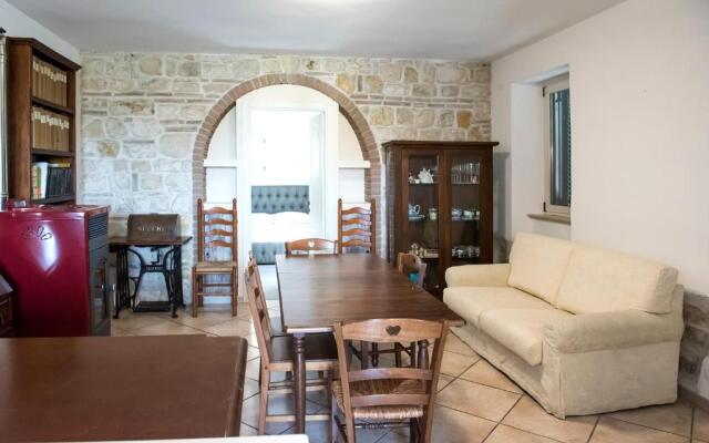 S145 - Sirolo, Nuovissimo Trilocale in Centro Con Giardino