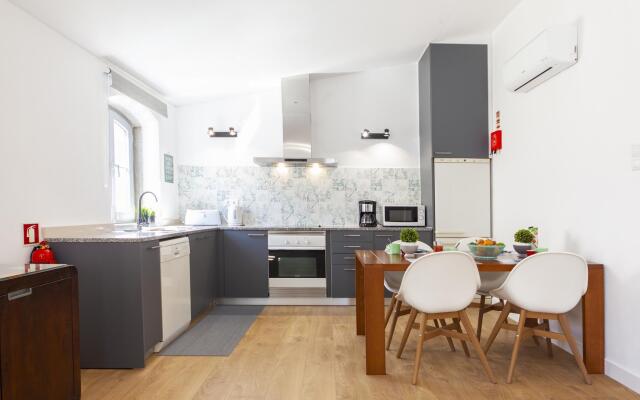 A34 - Aurora Apartment in Casa Feliz