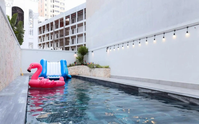 Lavie House 10-2 Lạc Long Quân